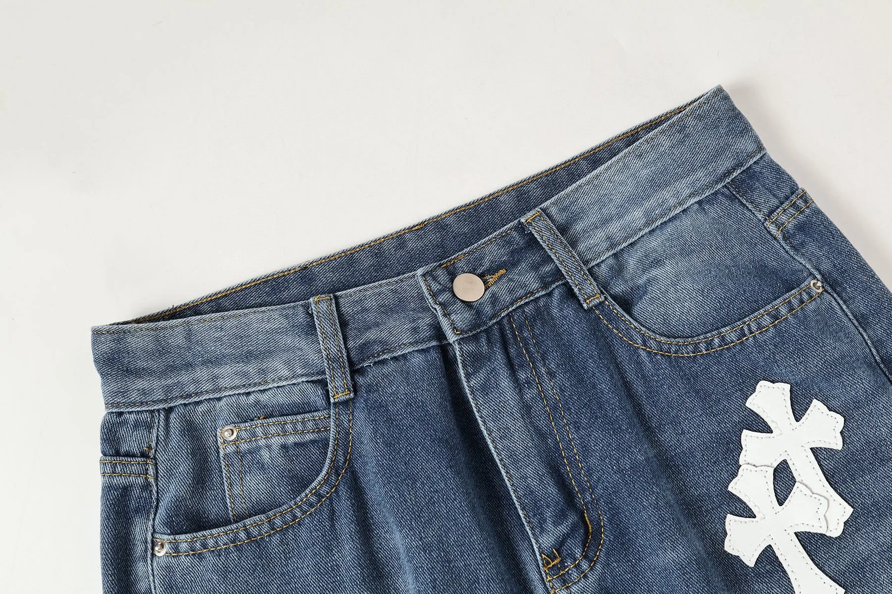 P270 Chrome Hearts/Chrome Hearts Classic Color Leather Cross Washed Color Fabric Unisex Denim Trousers Color: Picture Color Code Number: 28-36